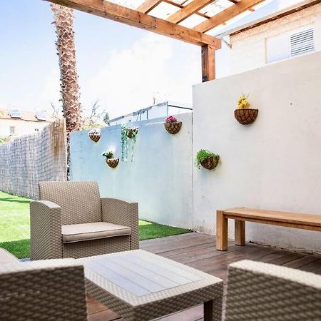 Homey Apartment Near The Beach Хадера Екстер'єр фото