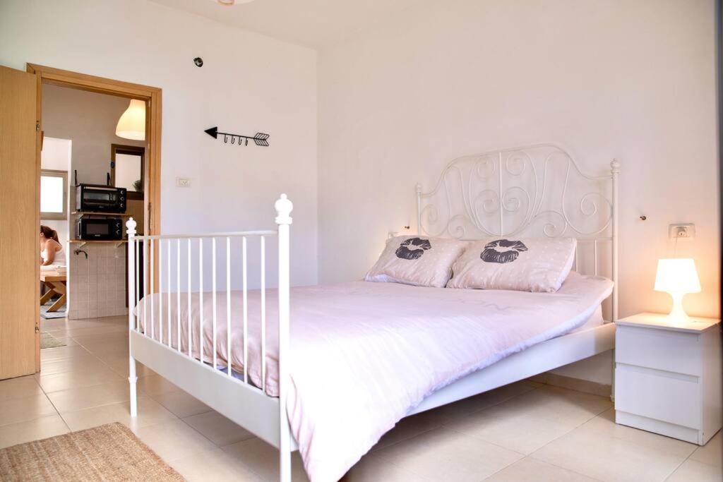 Homey Apartment Near The Beach Хадера Екстер'єр фото